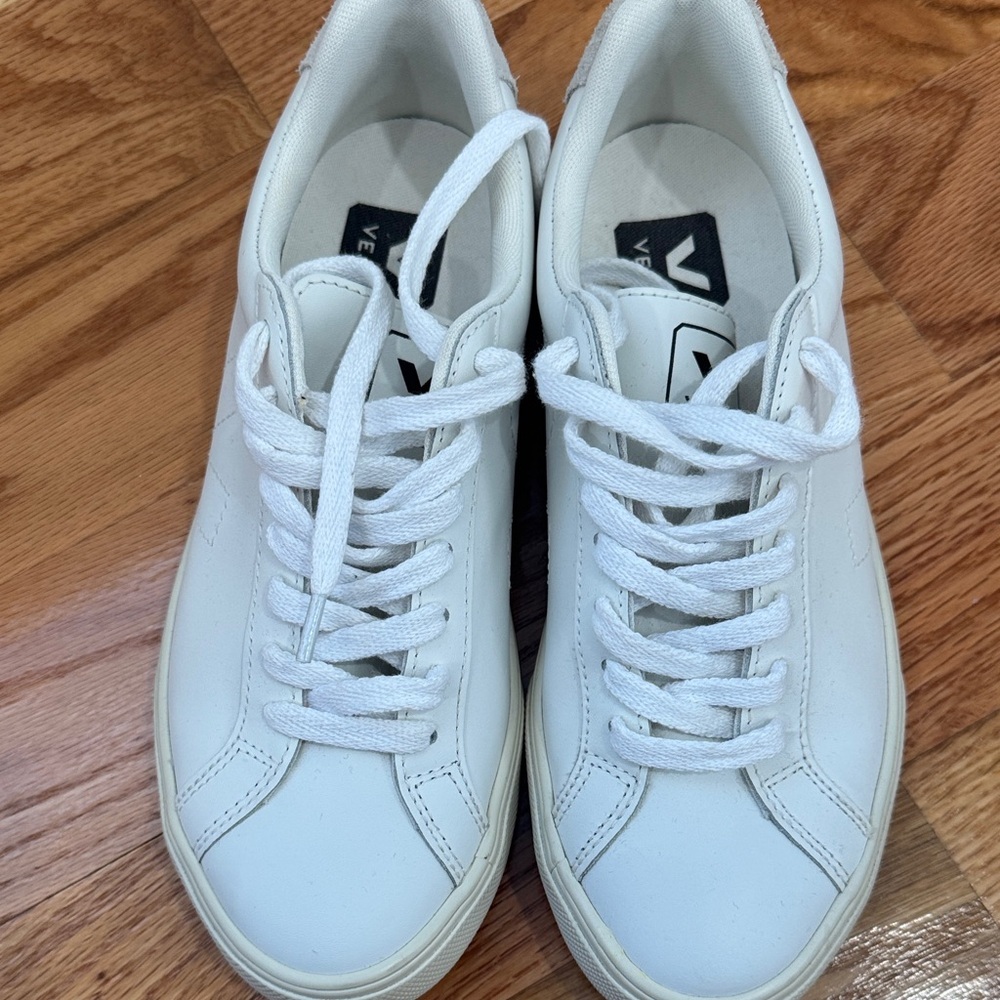 Veja Classic White Lace-Up Sneakers - Picture 6 of 6